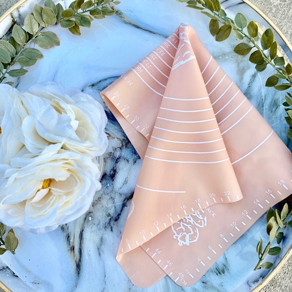 Blush pink Dough Mat/ Silicone Baking carpet BRAND NEW - Picture 3 of 3